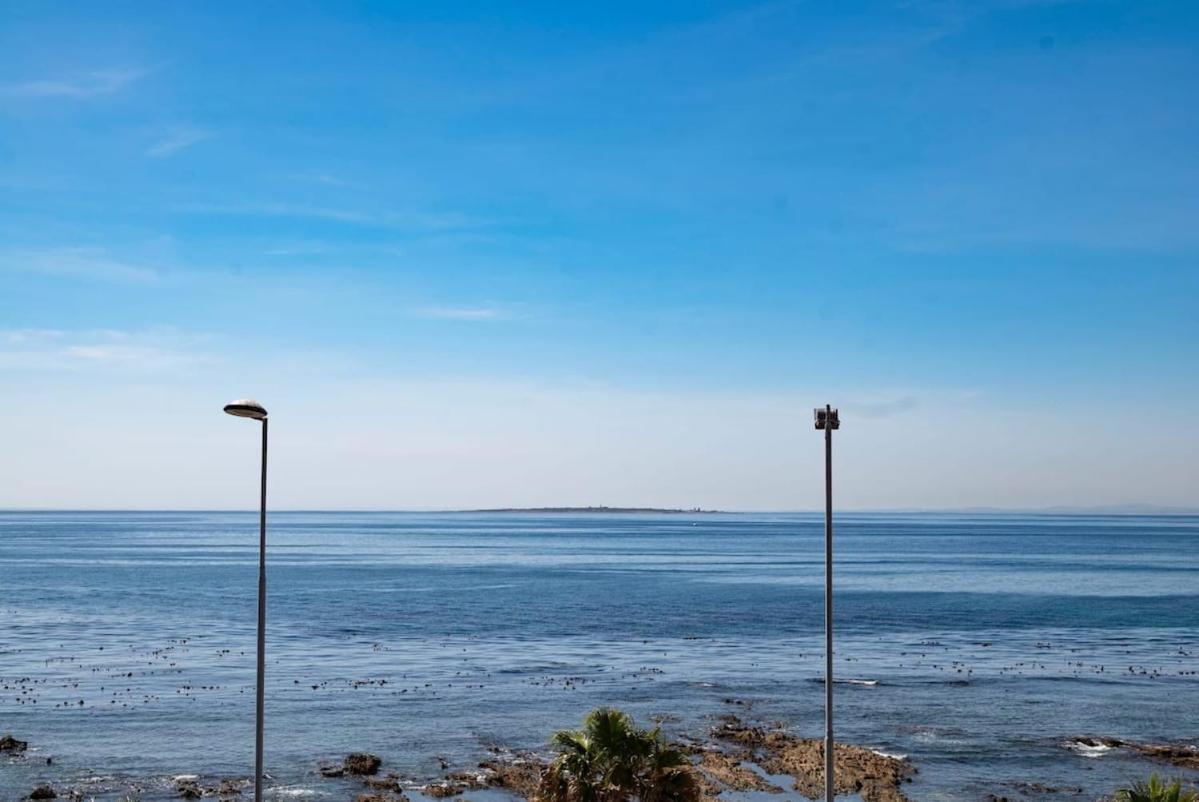 Awe-inspiring Ocean-views No Load-shedding Cape Town
